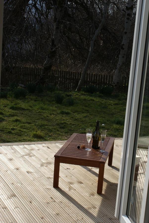 Lizzie'S Garden Cottage Portree Exterior photo