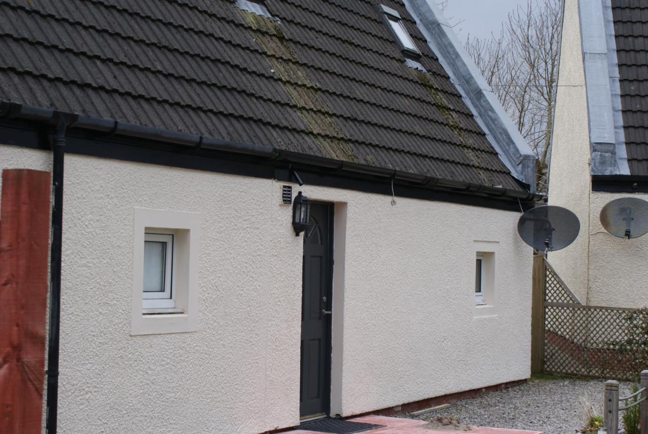 Lizzie'S Garden Cottage Portree Exterior photo